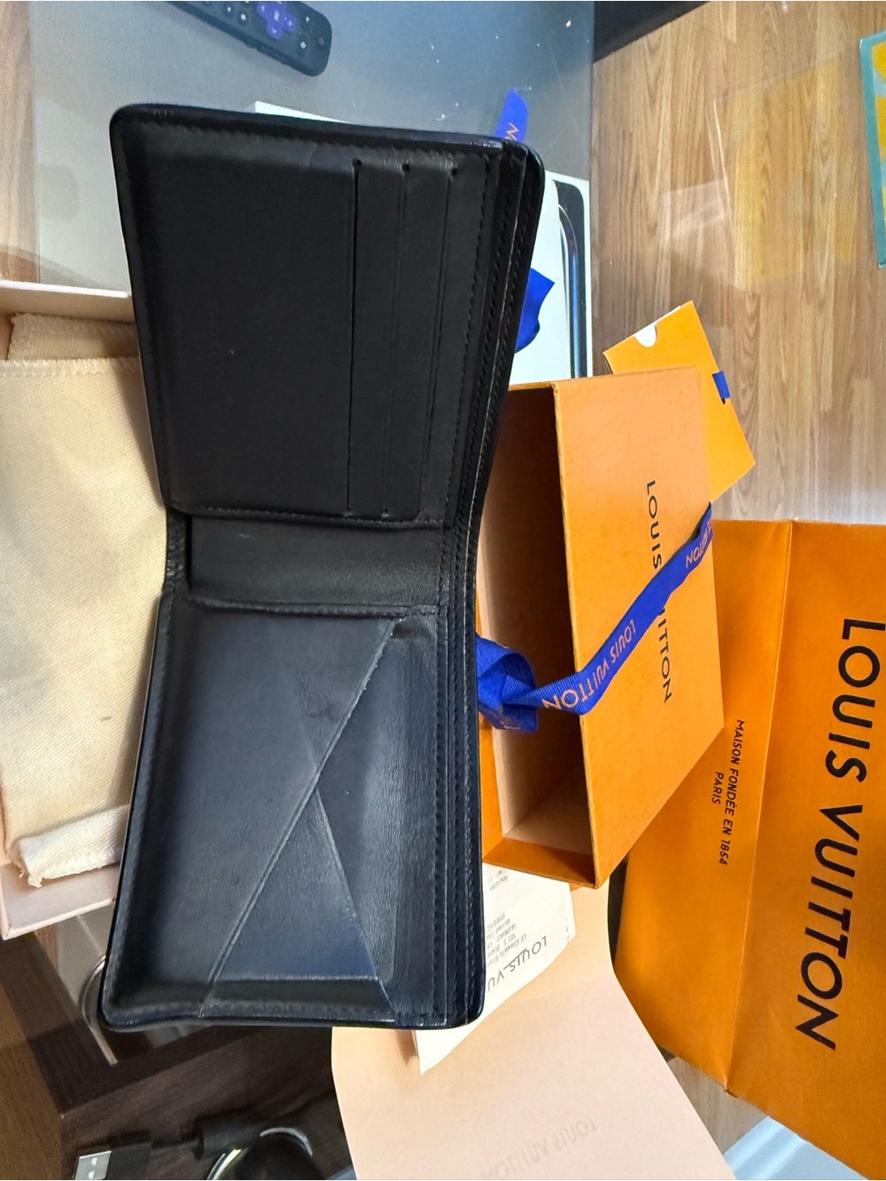 Louis Vuitton Black Checkered Bifold Wallet with Orange Packaging - Picture 5 of 12